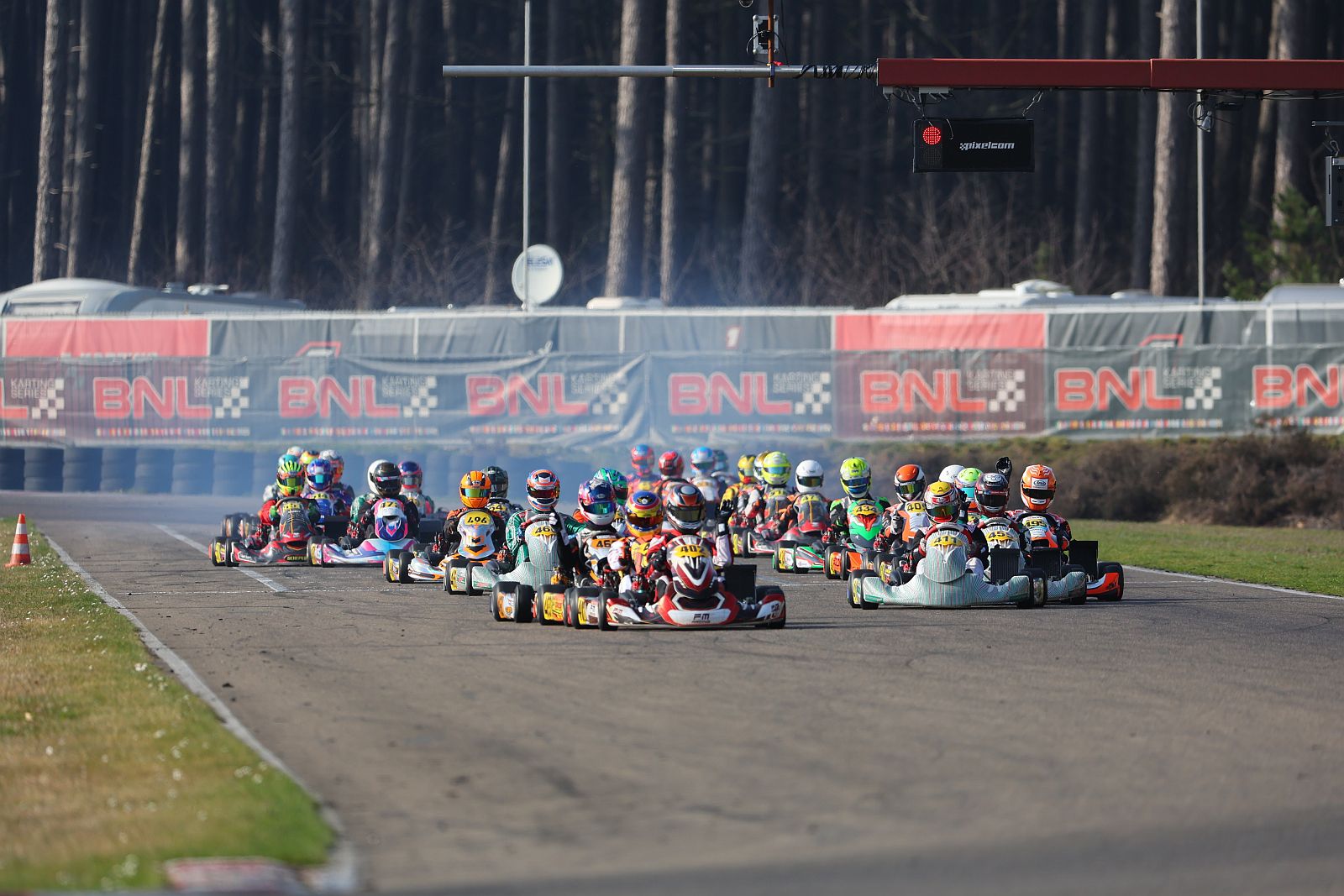 United Karting Series race start in Berghem — full grid of DD2 karts
